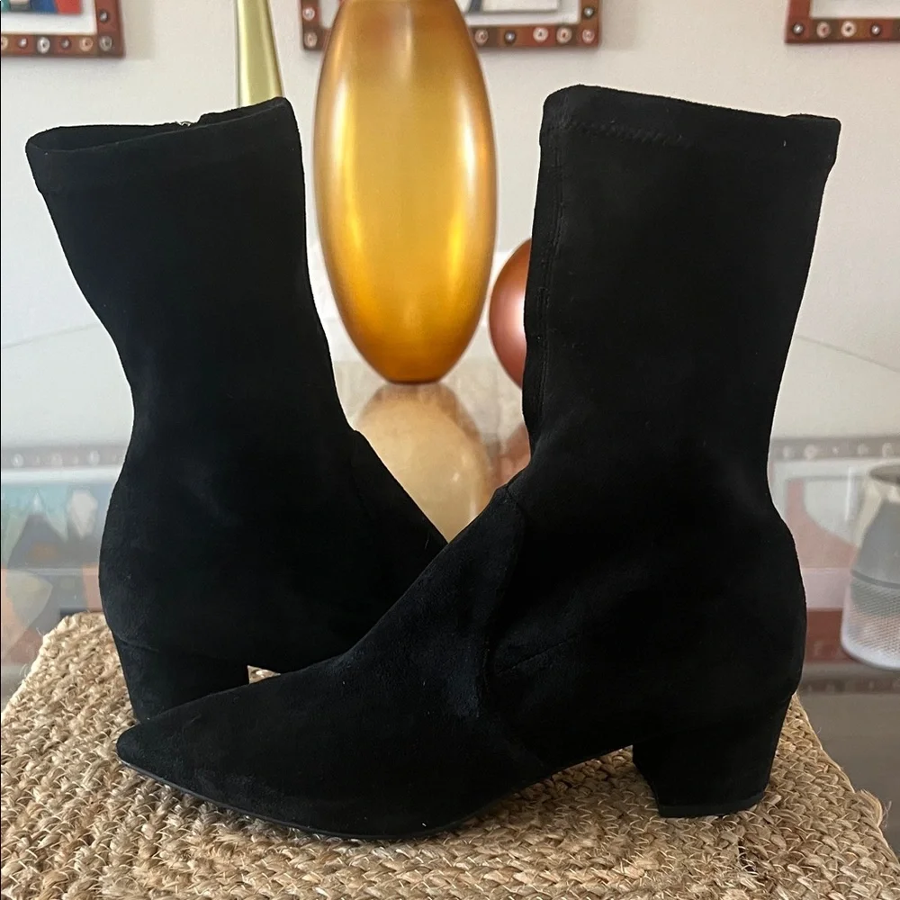 Chic Black Heeled Boots for Women - Picture 13 of 13
